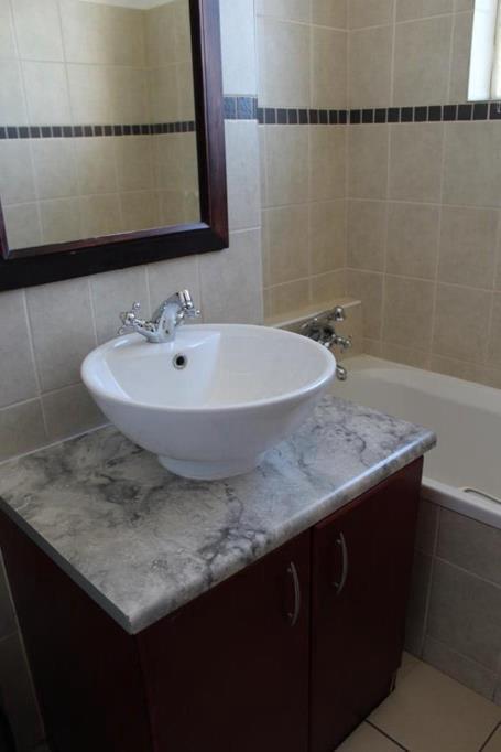 To Let 2 Bedroom Property for Rent in Morningside Eastern Cape